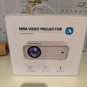 🎥 Mini Video Projector – Sunspark 500W (Brand New!)